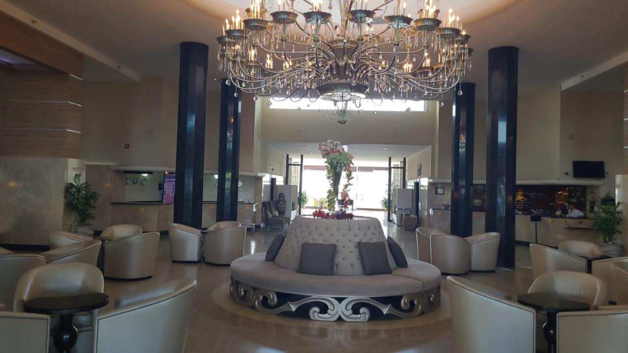 Sherry Frontenac Oceanfront Miami Beach Exterior photo